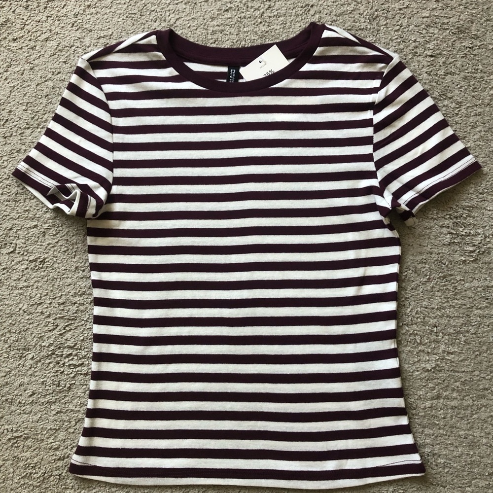 H&M -Short Sleeve T-shirt.NWT.